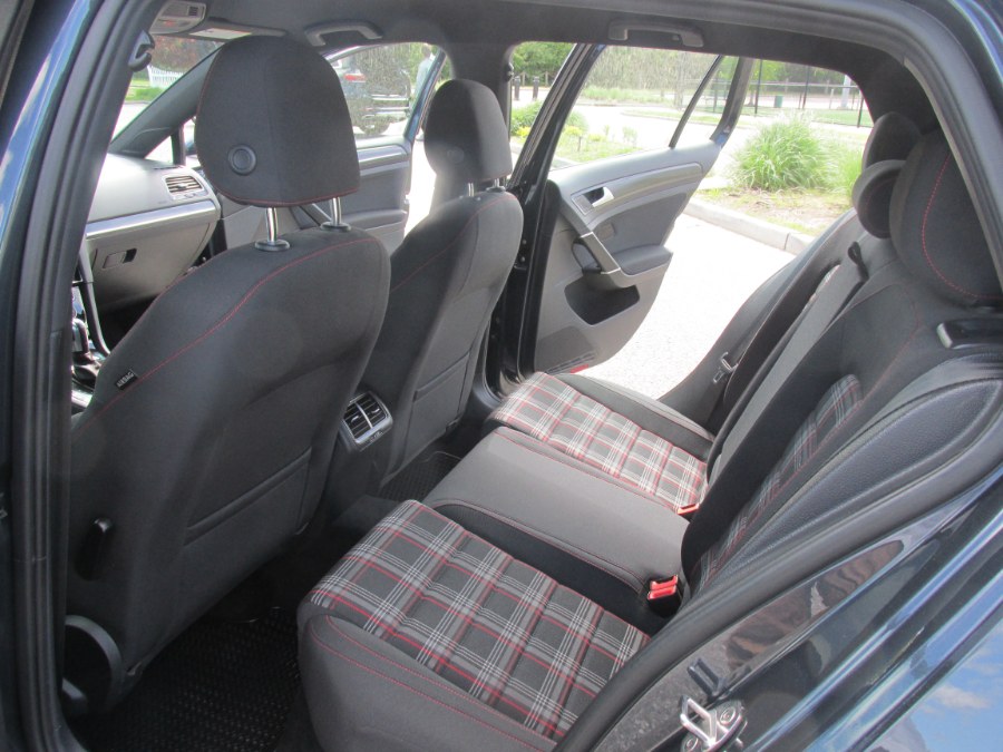 2020 Volkswagen Golf Gti 2.0T S DSG photo