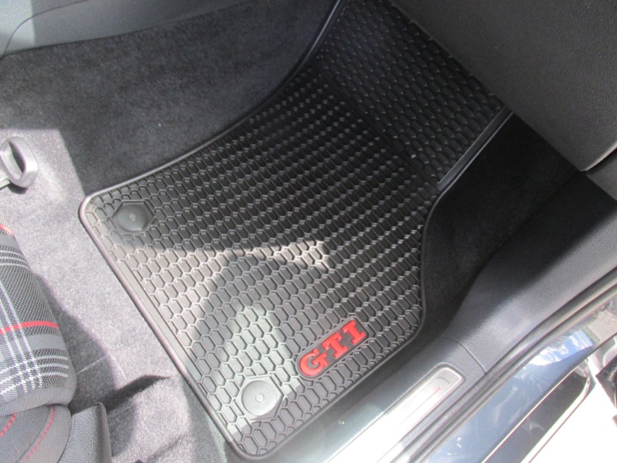 2020 Volkswagen Golf Gti 2.0T S DSG photo