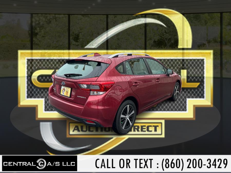 2023 Subaru Impreza Premium 5-door CVT photo