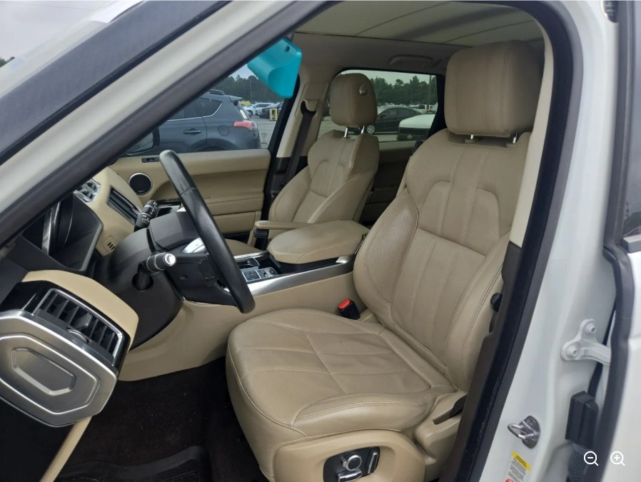 2016 Land Rover Range Rover Sport 4WD 4dr V6 HSE photo