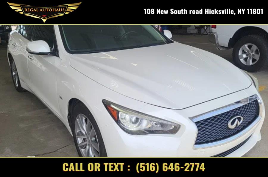 2016 Infiniti Q50 4dr Sdn 3.0t Premium RWD photo