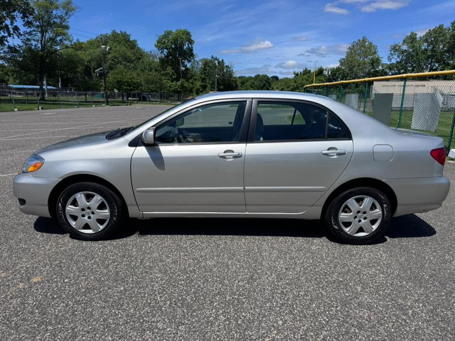 2007 Toyota Corolla CE photo