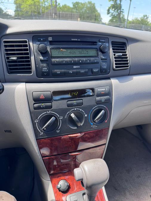 2007 Toyota Corolla CE photo
