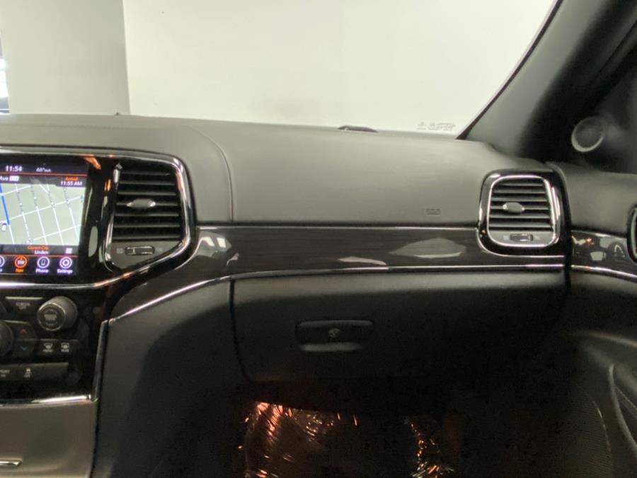 2020 Jeep Grand Cherokee Overland 4x4 photo