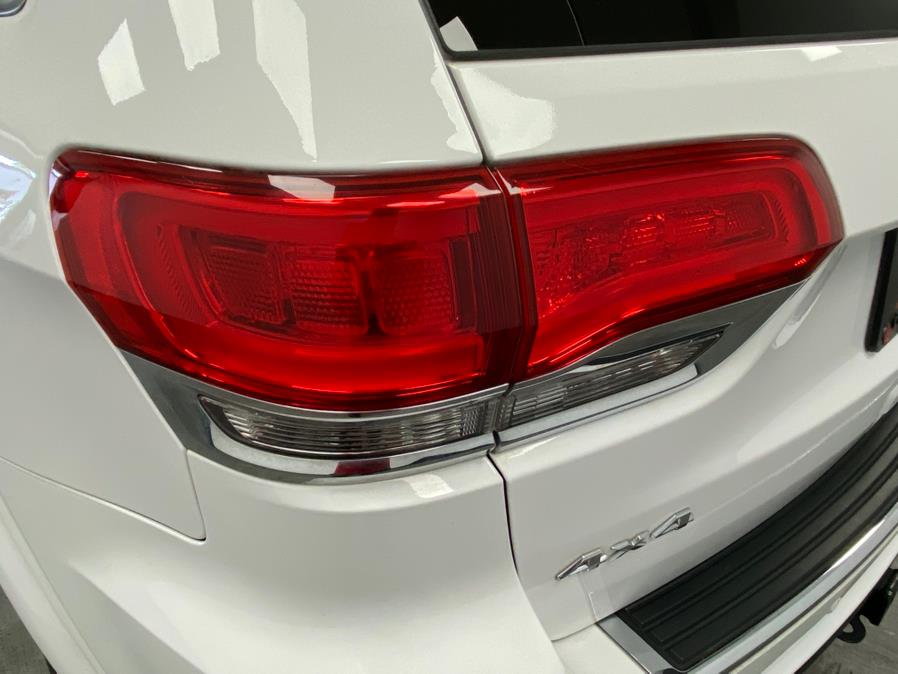2020 Jeep Grand Cherokee Overland 4x4 photo