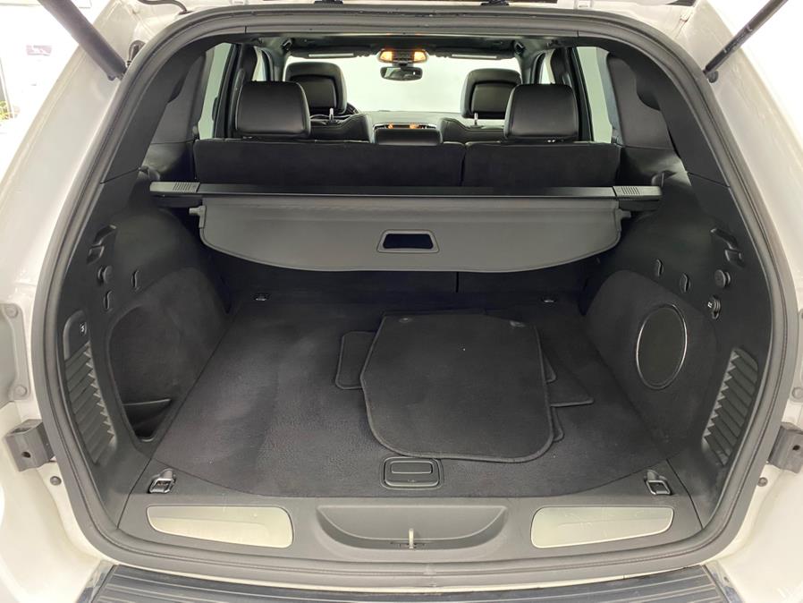 2020 Jeep Grand Cherokee Overland 4x4 photo