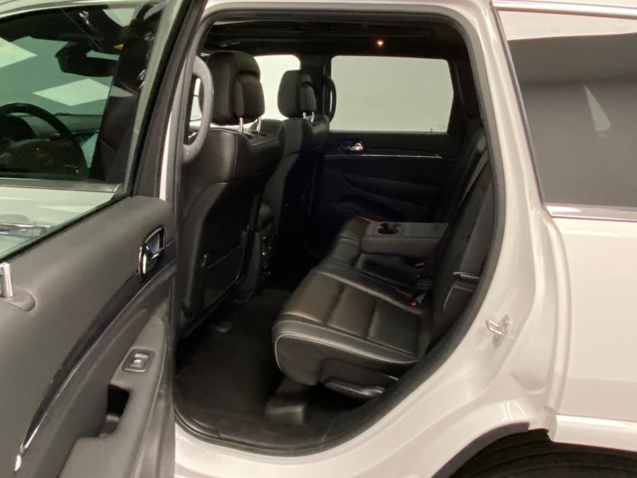 2020 Jeep Grand Cherokee Overland 4x4 photo