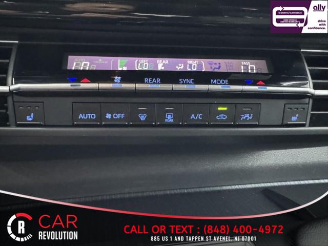 2021 Toyota Sienna XSE 7- Passenger photo