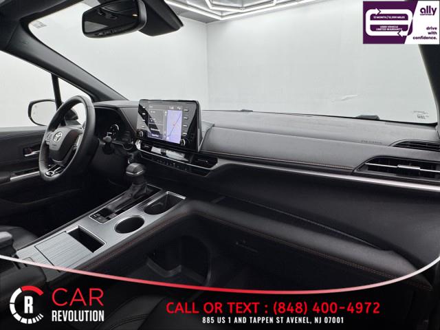2021 Toyota Sienna XSE 7- Passenger photo