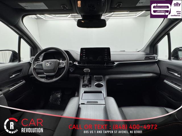 2021 Toyota Sienna XSE 7- Passenger photo