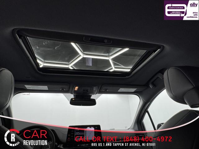 2021 Toyota Sienna XSE 7- Passenger photo