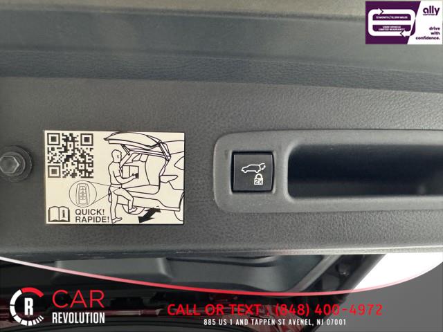 2021 Toyota Sienna XSE 7- Passenger photo