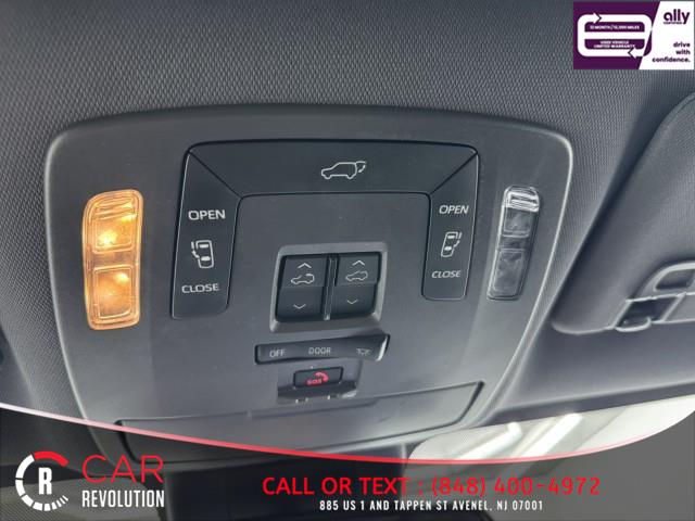 2021 Toyota Sienna XSE 7- Passenger photo
