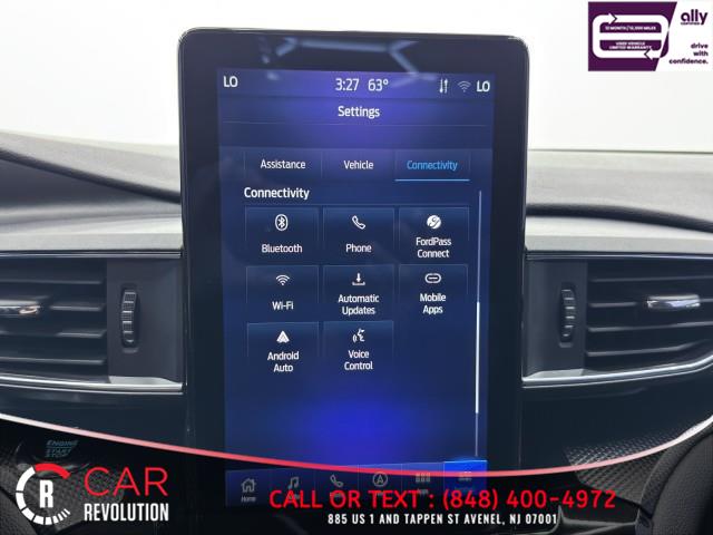 2023 Ford Explorer ST 4WD photo