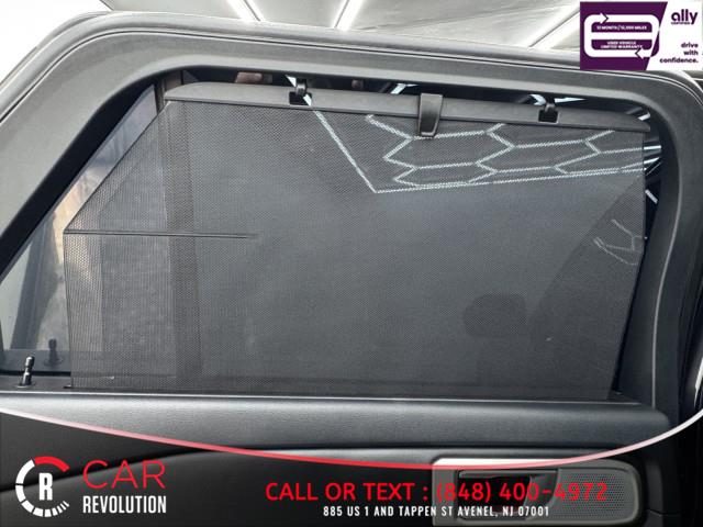 2023 Ford Explorer ST 4WD photo