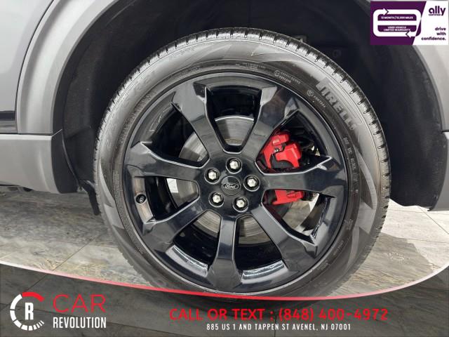 2023 Ford Explorer ST 4WD photo