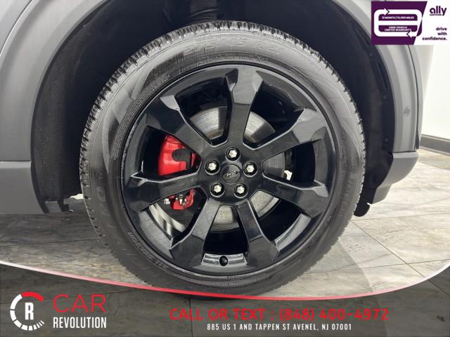 2023 Ford Explorer ST 4WD photo