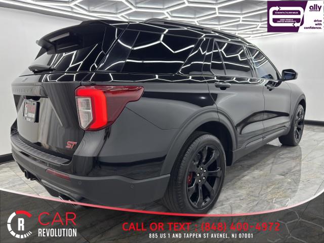 2023 Ford Explorer ST 4WD photo