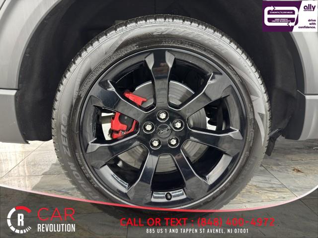 2023 Ford Explorer ST 4WD photo