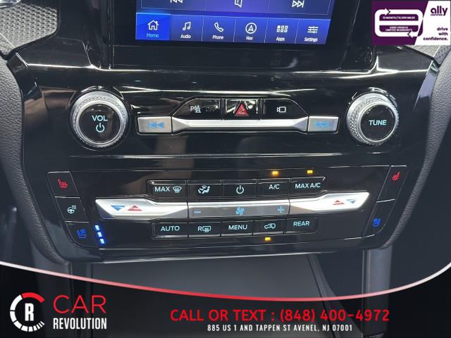 2023 Ford Explorer ST 4WD photo