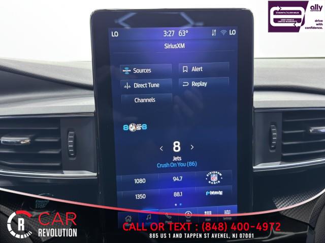 2023 Ford Explorer ST 4WD photo