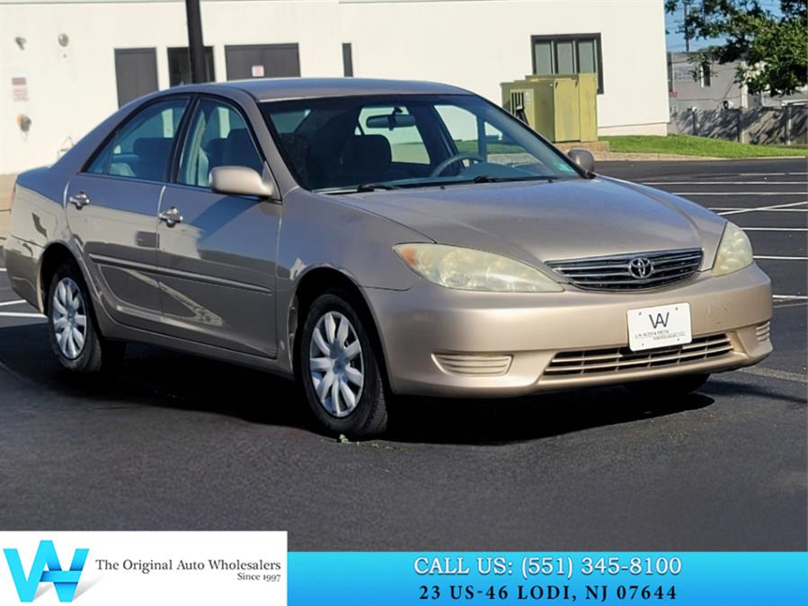2005 Toyota Camry Standard photo