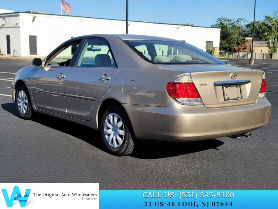 2005 Toyota Camry Standard photo