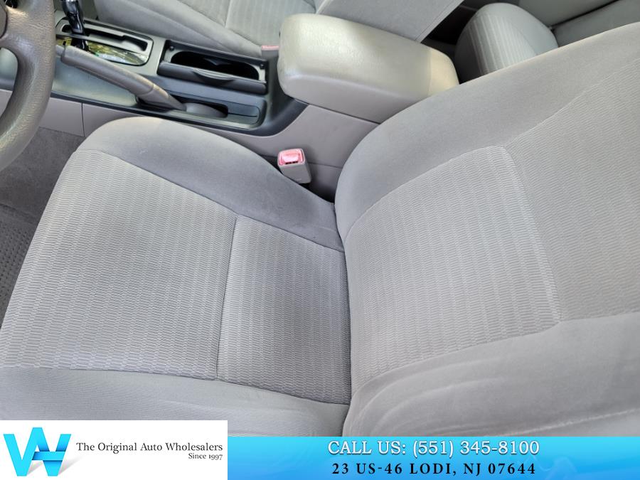2005 Toyota Camry Standard photo