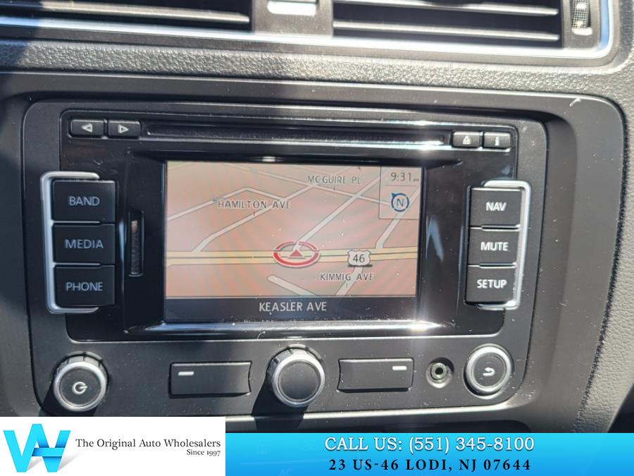 2011 Volkswagen Jetta SEL PZEV photo