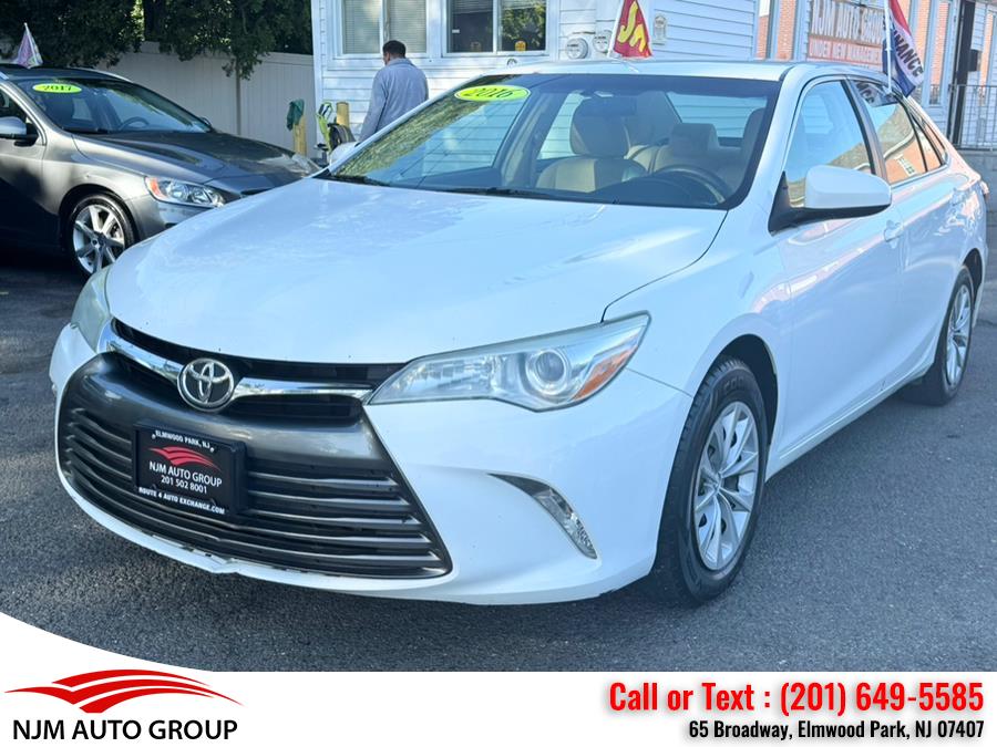 2016 Toyota Camry 4dr Sdn I4 Auto LE (Natl) photo