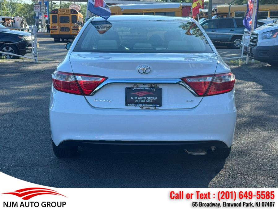 2016 Toyota Camry 4dr Sdn I4 Auto LE (Natl) photo