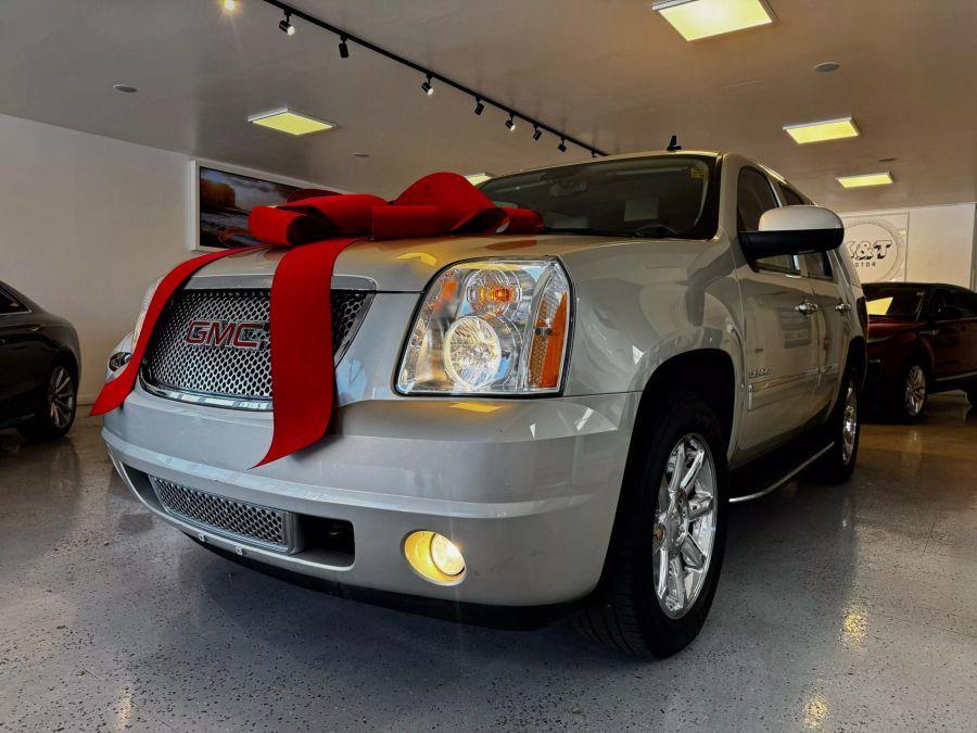 2013 GMC Yukon Denali photo