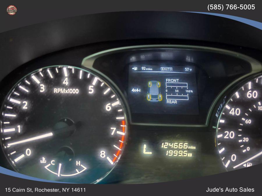 2013 Nissan Pathfinder S photo