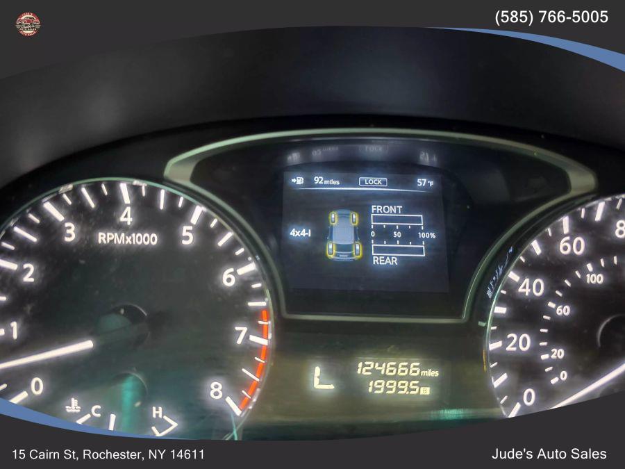 2013 Nissan Pathfinder S photo
