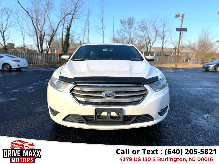 2014 Ford Taurus SEL photo