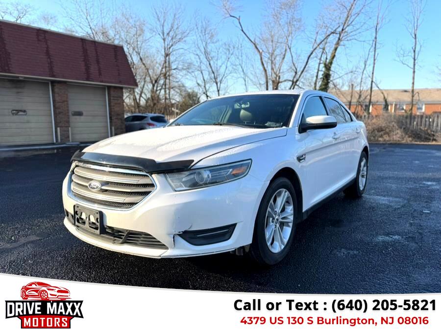 2014 Ford Taurus SEL photo