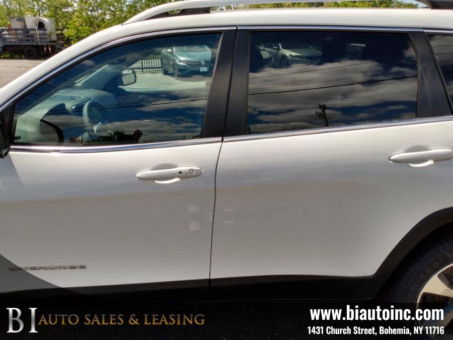 2021 Jeep Cherokee Limited 4x4 photo