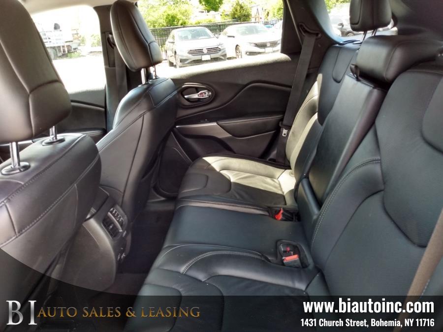 2021 Jeep Cherokee Limited 4x4 photo