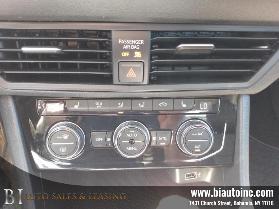 2019 Volkswagen Jetta SEL Auto w/SULEV photo
