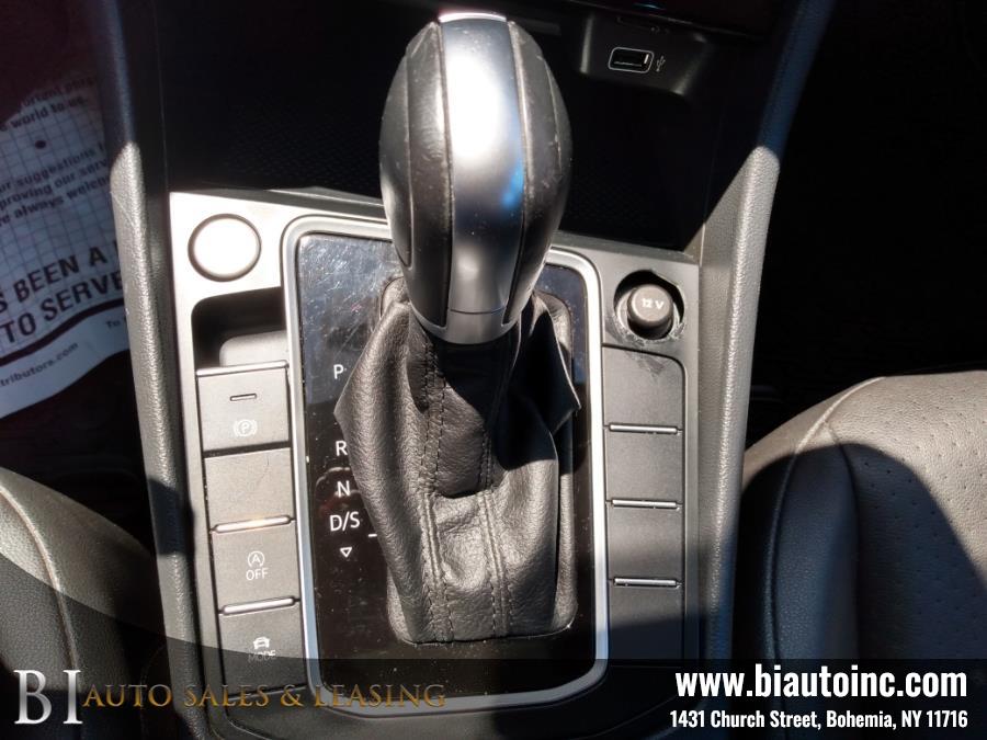 2019 Volkswagen Jetta SEL Auto w/SULEV photo