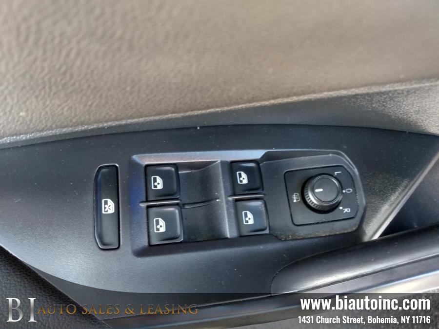 2019 Volkswagen Jetta SEL Auto w/SULEV photo