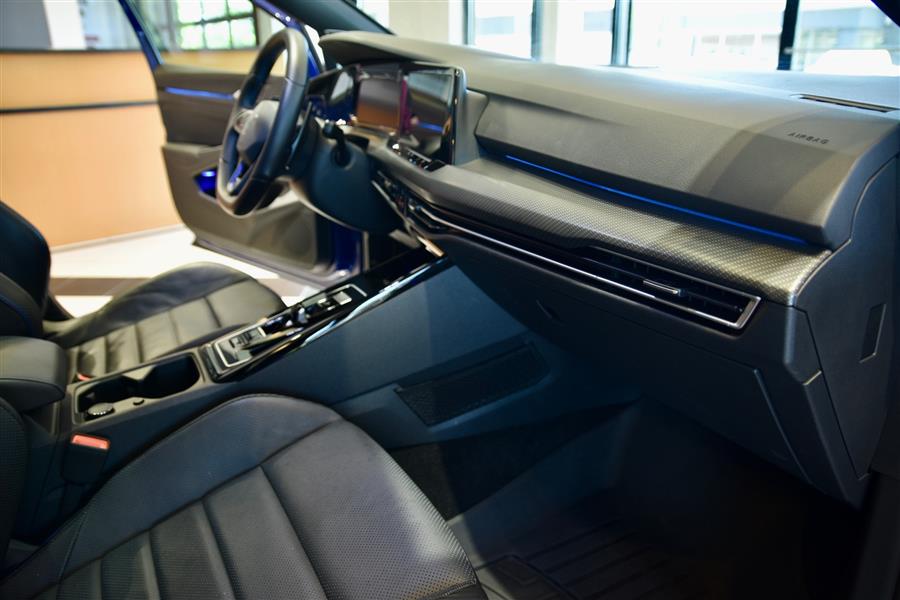 2023 Volkswagen Golf R 4Motion photo