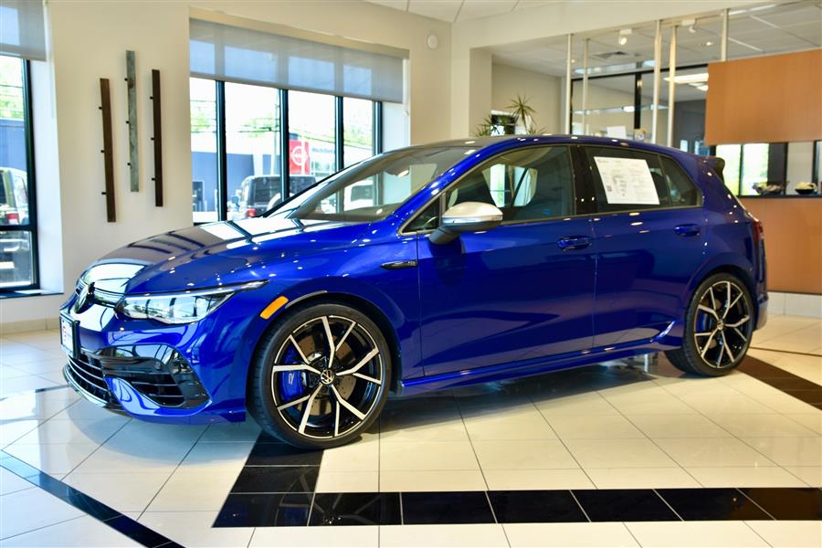 2023 Volkswagen Golf R 4Motion photo