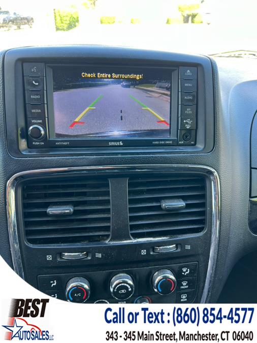 2014 Dodge Grand Caravan SE photo