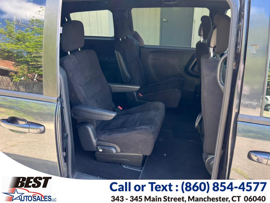 2014 Dodge Grand Caravan SE photo