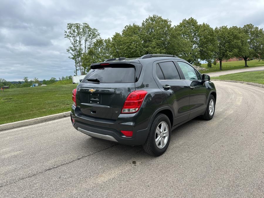 2020 Chevrolet Trax FWD 4dr LT photo