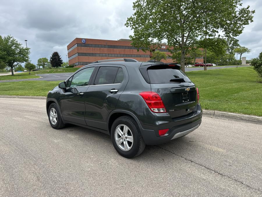 2020 Chevrolet Trax FWD 4dr LT photo