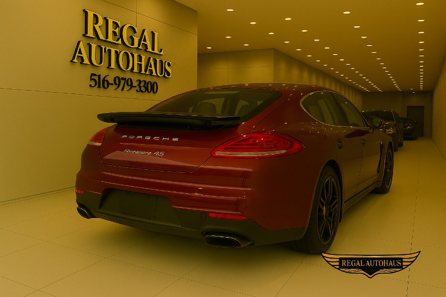 2011 Porsche Panamera photo