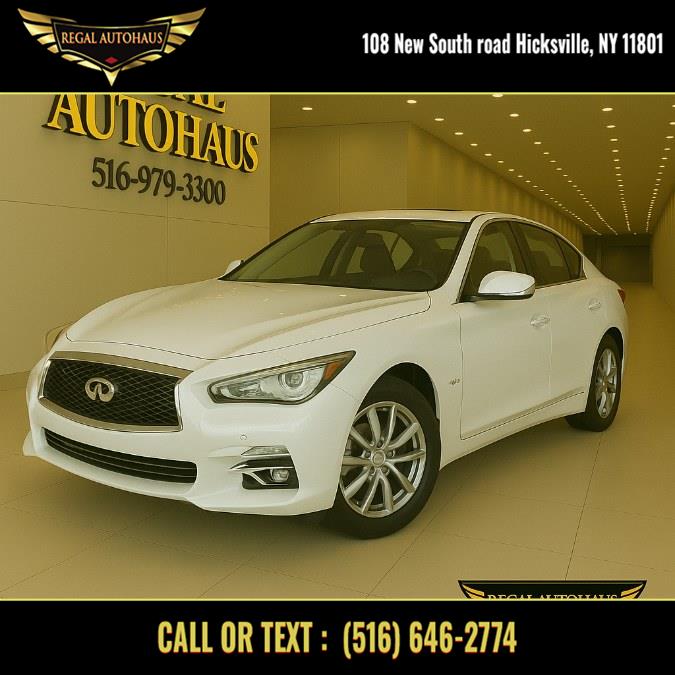 2014 Infiniti Q50 photo