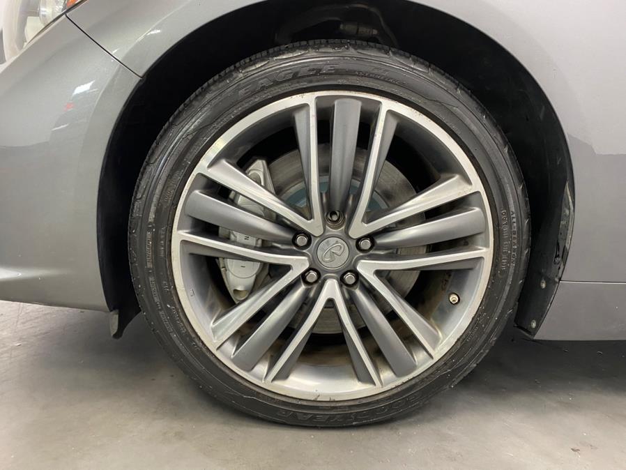 2015 Infiniti Q50 4dr Sdn Premium AWD photo